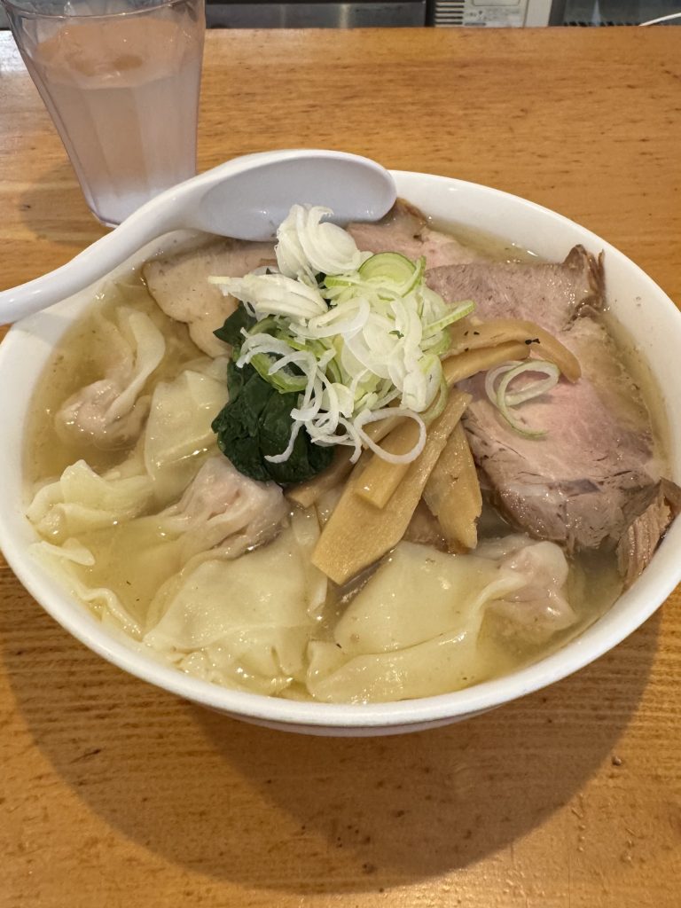 チャーシューワンタンメン